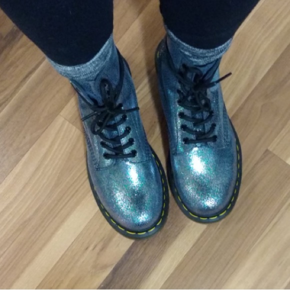 Oil slick multi sparkle Dr Marten Pascal size 7 very good used condition - Picture 1 of 5